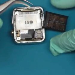 Замена аккумулятора в смарт-часах Apple Watch